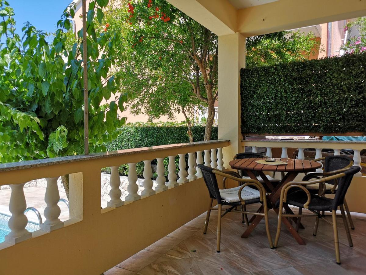 Apartments With A Swimming Pool Banjol, Rab - 11382 Exterior foto